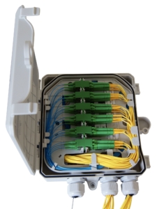 Boîtier optique 24 FO à équiper pour 12 raccords SC simplex ou LC duplex
