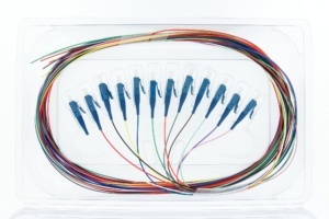 Lot 12 pigtails colorés structure serrée LC/UPC monomode G657A2 9/125µm 2 mètres