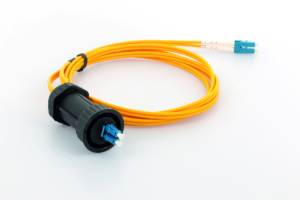 Jarretière optique duplex IP68LC/UPC – LC/UPC monomode OS2 1 mètre couleur jaune