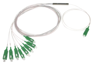 Mini splitter 1 fibre 900 µm SC/APC vers 4 fibres 900 µm SC/APC G657, 1 m