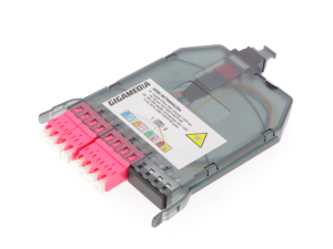 8FO OM4 cassette, Universal type, with 1 MTP to 4LC DX for GGM P12MTP144F panel